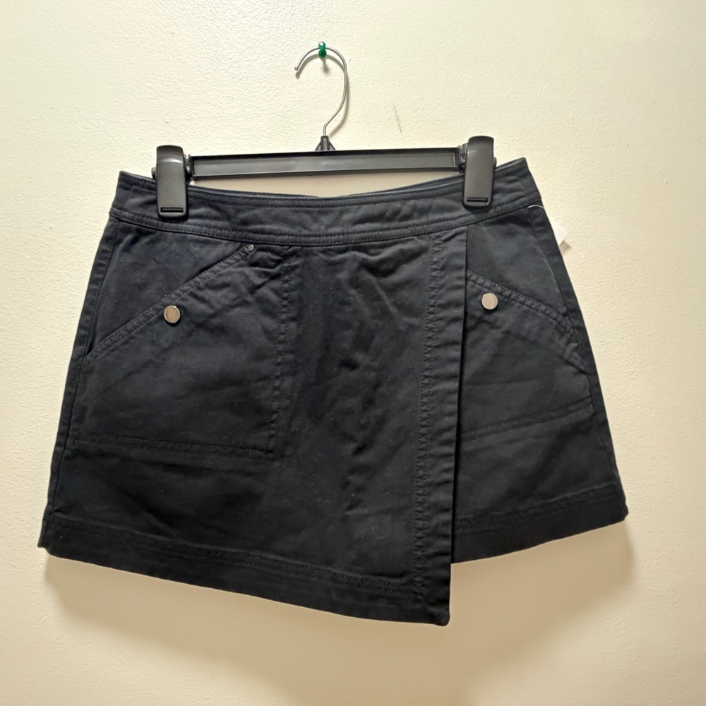 Stylish Black Asymmetrical Skirt